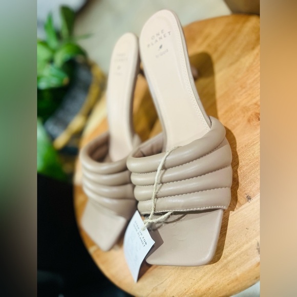 One Planet Recycled Heeled Slide Sandal size 10 NEW soft to walk - Picture 2 of 9